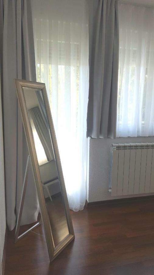Apartment Esha Сараево Экстерьер фото